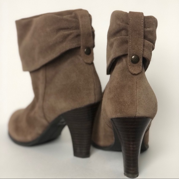 LIKE NEW - BCBGeneration Taupe Suede Booties - Picture 4 of 9